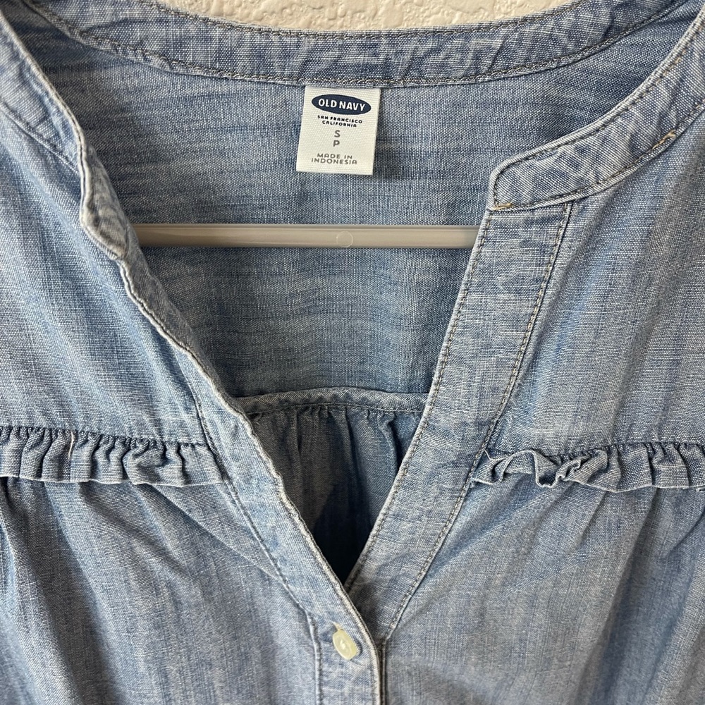 Chambray Ruffle Top - Picture 2 of 4